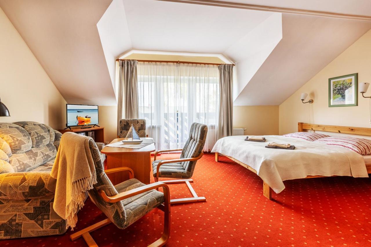 Roza Wiatrow Hotell Władysławowo Exteriör bild