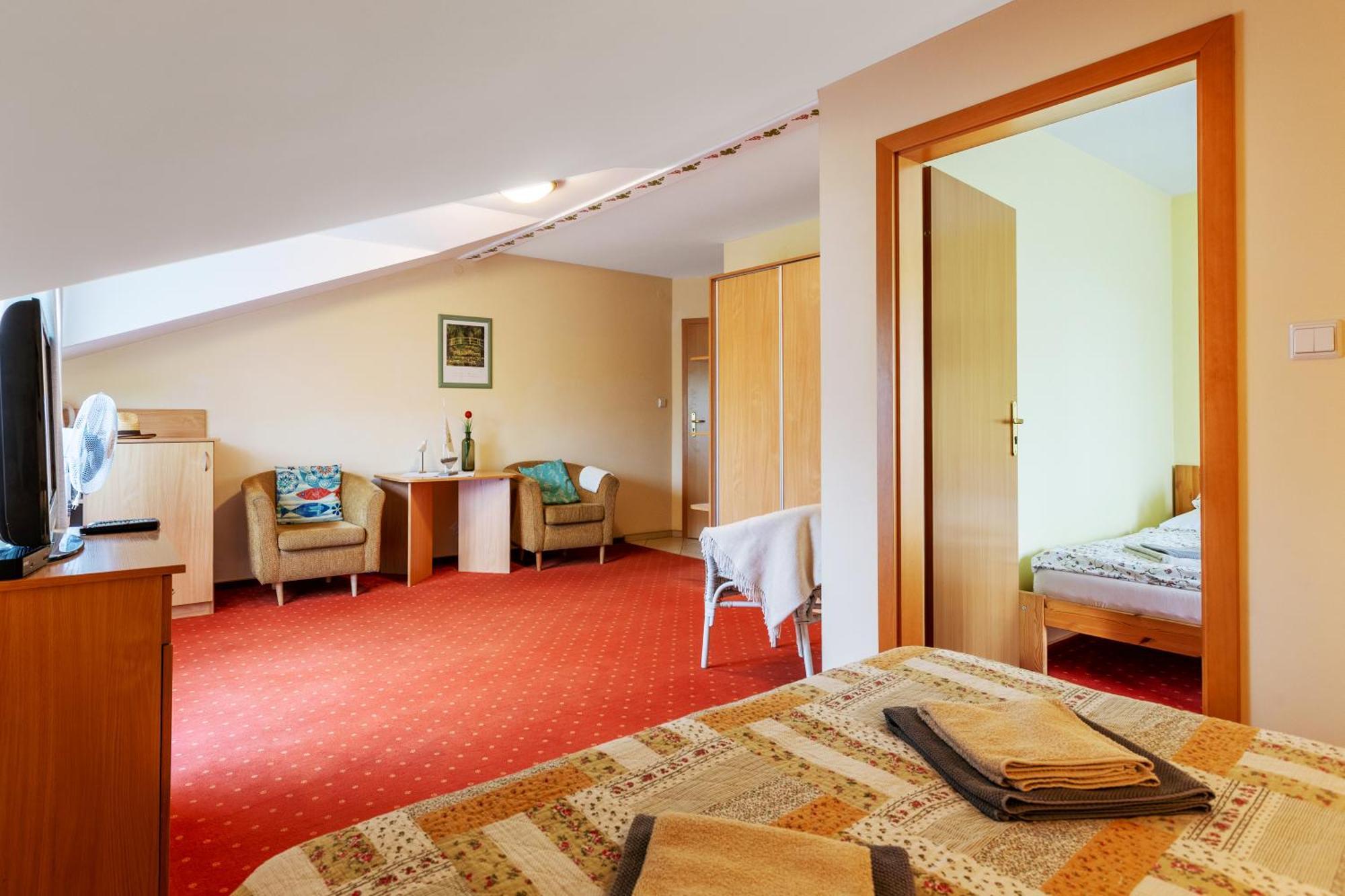 Roza Wiatrow Hotell Władysławowo Exteriör bild