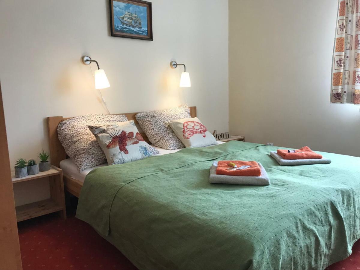 Roza Wiatrow Hotell Władysławowo Exteriör bild